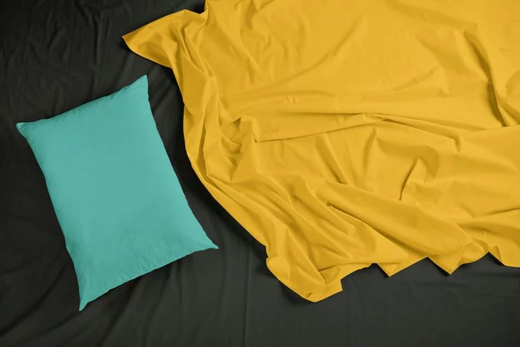 Free Bedding Sheets With Pillow PSD Mockup