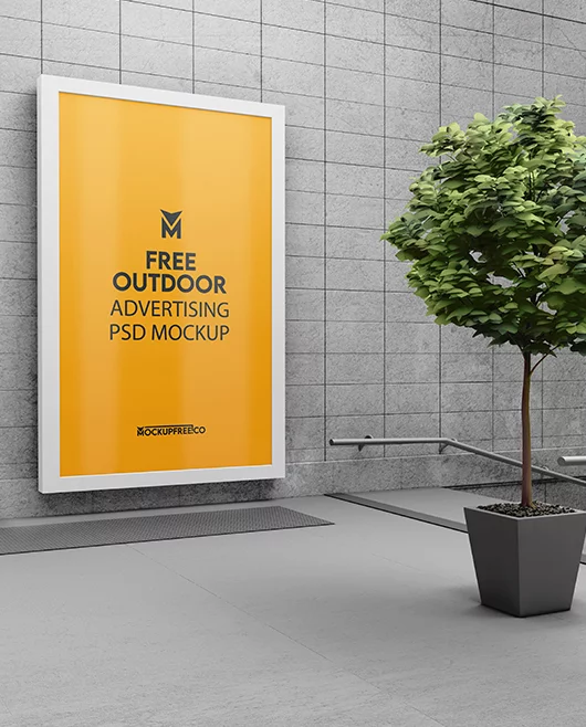 Free Outdoor Advertising PSD Mockup