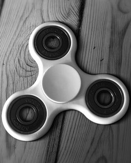 8237+ Fidget Spinner Mockup Psd